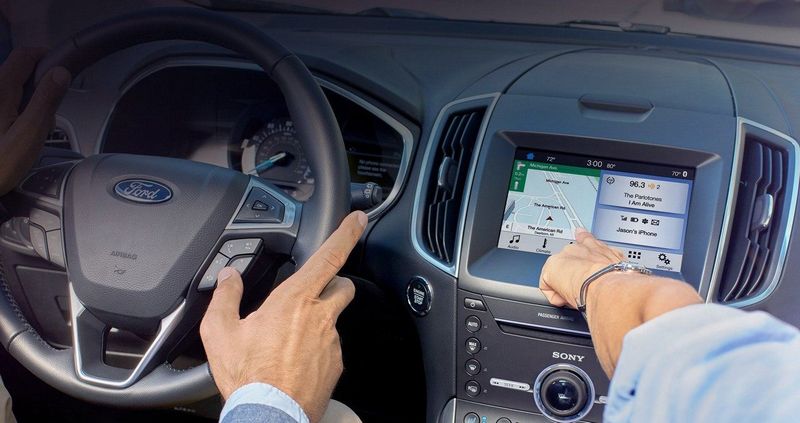 Verbinden Sie Waze für iPhone mit Ford SYNC 3
