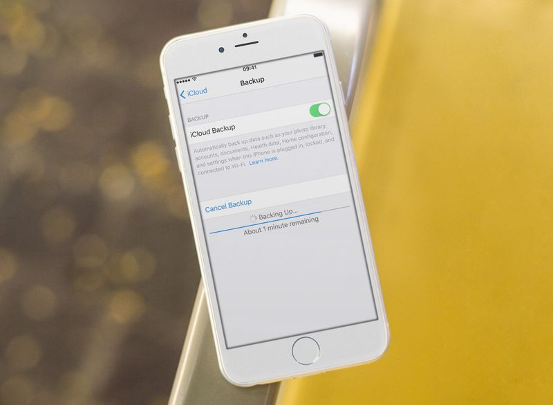 Ein Teaser-Bild, das die iCloud-Backup-Funktion auf dem iPhone veranschaulicht