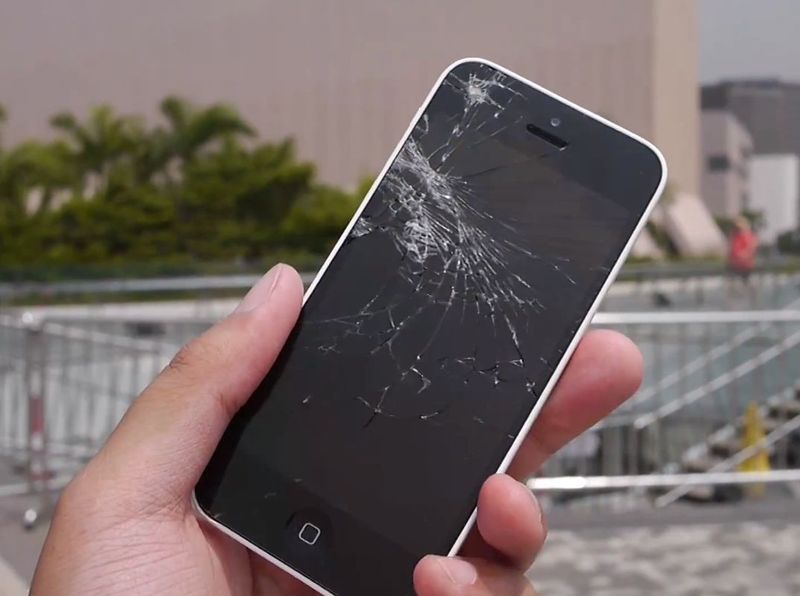 iPhone 5s (weißer, zerschlagener Bildschirm)