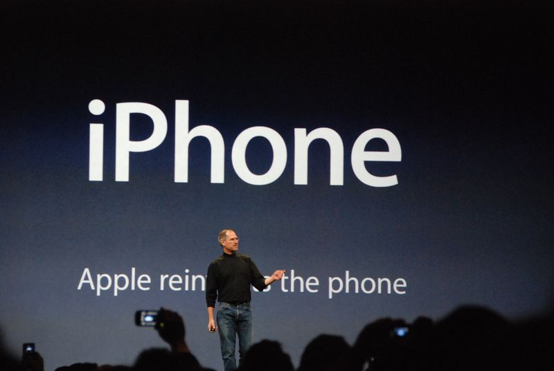 Steve_Jobs erstes iPhone