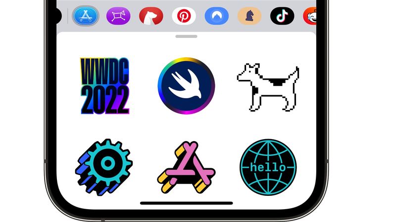 Die offiziellen WWDC 2022-Sticker in der App-Schublade der Nachrichten-App werden in diesem iPhone-Screenshot angezeigt