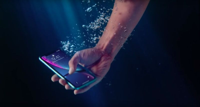 So spritzen Sie schnell Wasser aus iPhone-Lautsprechern aus